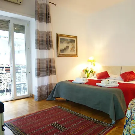 Casa Franciska * Rome
